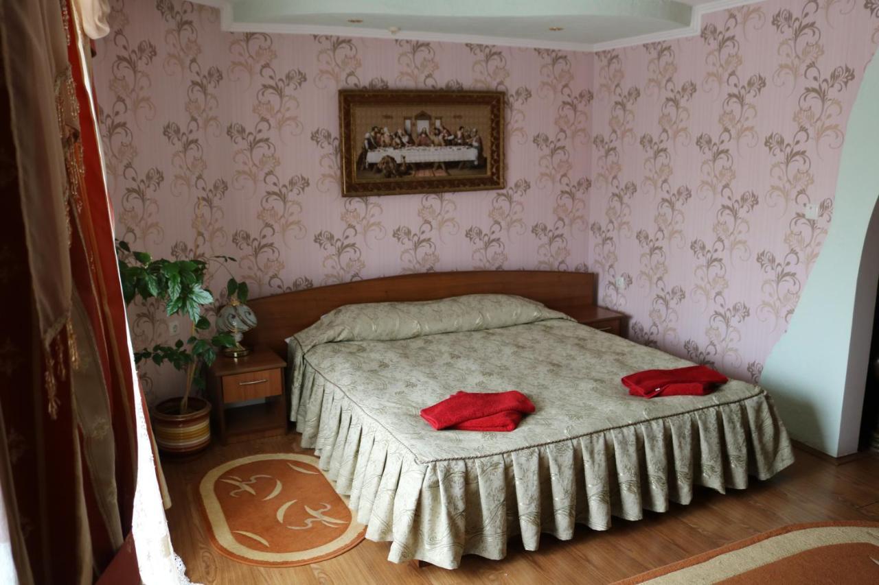 Готель ***Феєрія Tyachiv Exterior photo