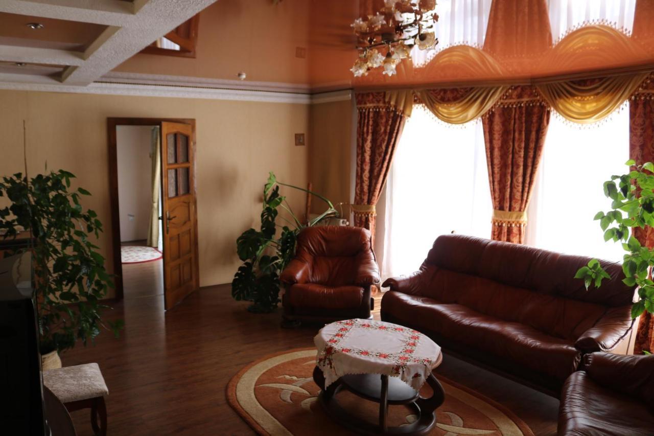 Готель ***Феєрія Tyachiv Exterior photo