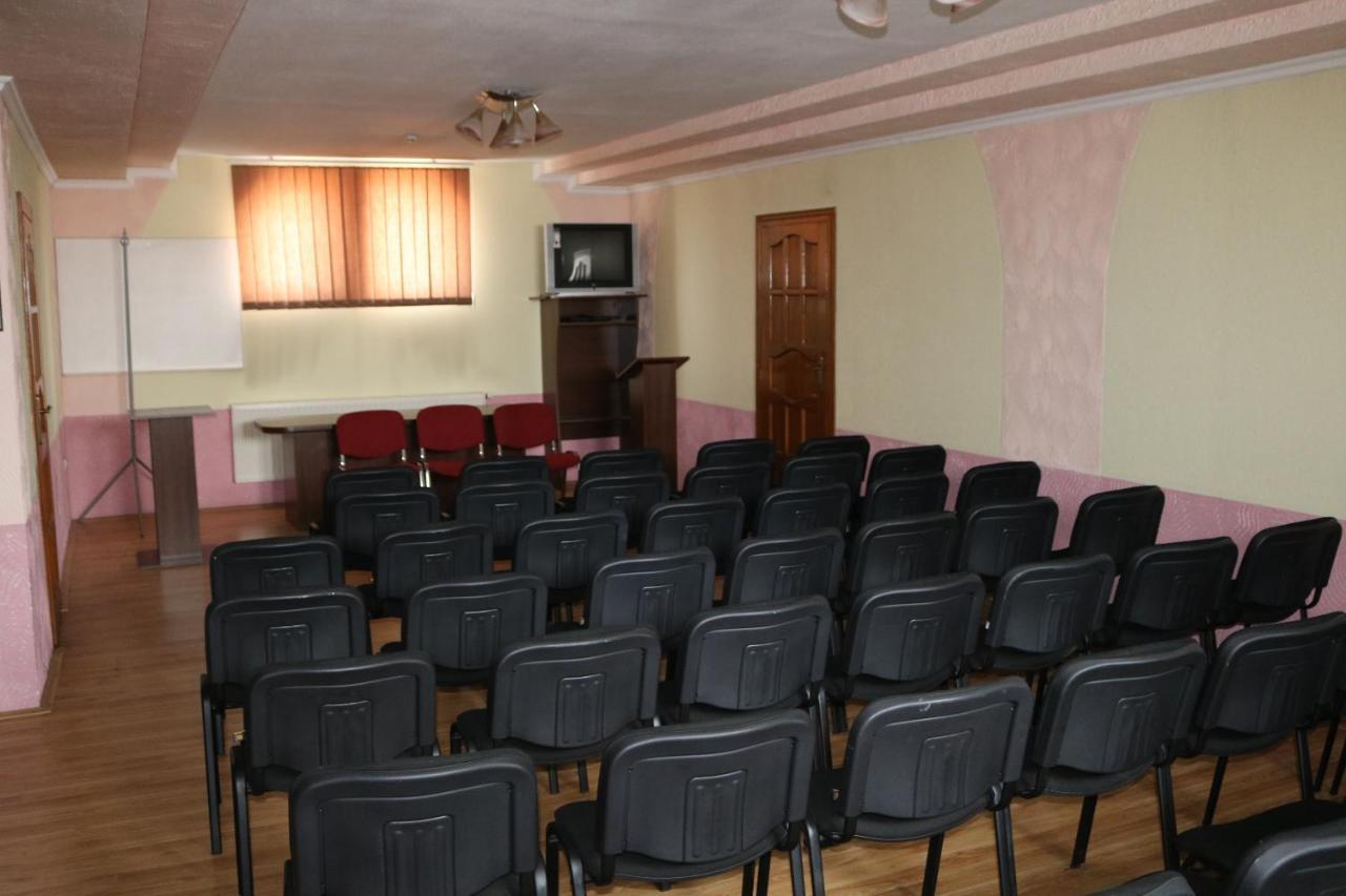 Готель ***Феєрія Tyachiv Exterior photo